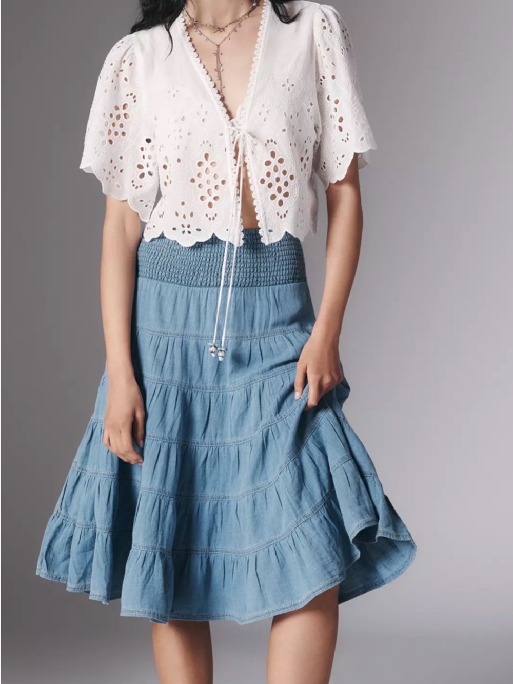 NWT PILCRO REESE 100%
COTTON SMOCKED MIDI
SKIRT - small (fits up) - Picture 1 of 6